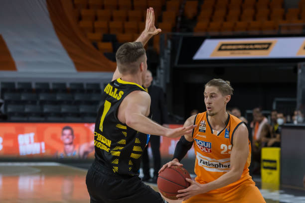 存在冲突 存在冲突